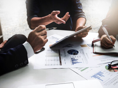 醫(yī)藥公司積極開展“降成本、核定額、增效益”活動